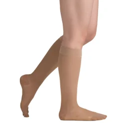 EvoNation Everyday Sheer 15-20 mmHg Knee High