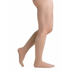 EvoNation Surgical Opaque 20-30 mmHg Knee Highs