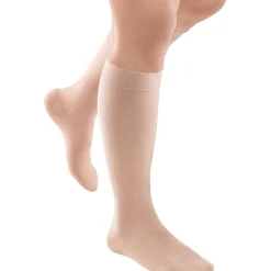 JOBST® ACTIVA Opaque Knee High 15-20 mmHg